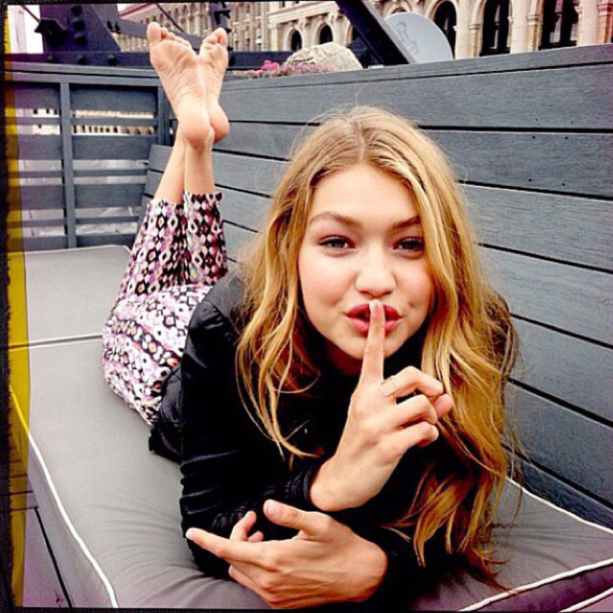Gigi Hadid Gigi Hadid Feet 2958695 processed by imagy