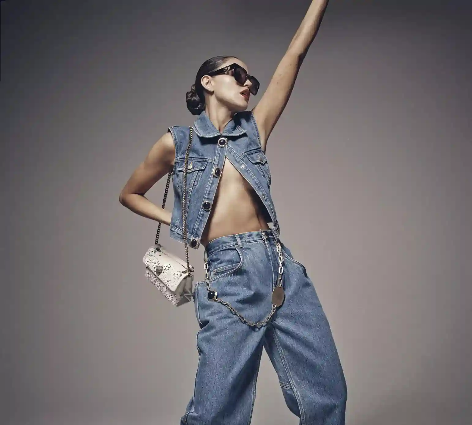 Eiza González Eiza Gonzalez