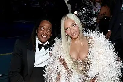 Jay Z MV5BOTE3MmZjOWItYjlmOC00MWNmLWFlNDktYzk3Mzc5YzRkNGFlXkEyXkFqcGc@. V1 QL75 UX408 1 processed by imagy