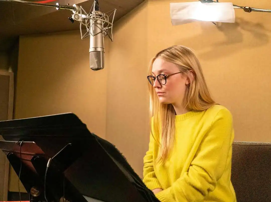 Billie Eilish Dakota Fanning