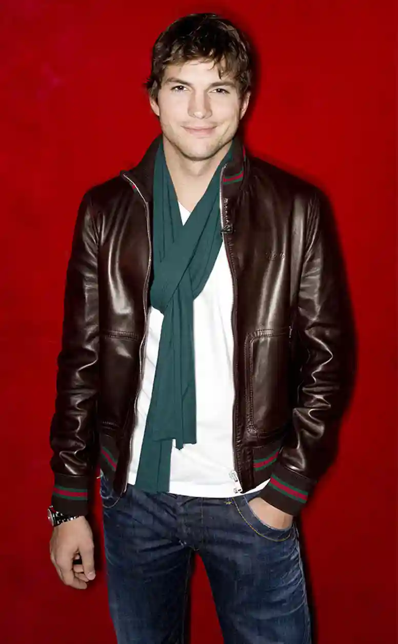 Ashton Kutcher Ashton Kutcher