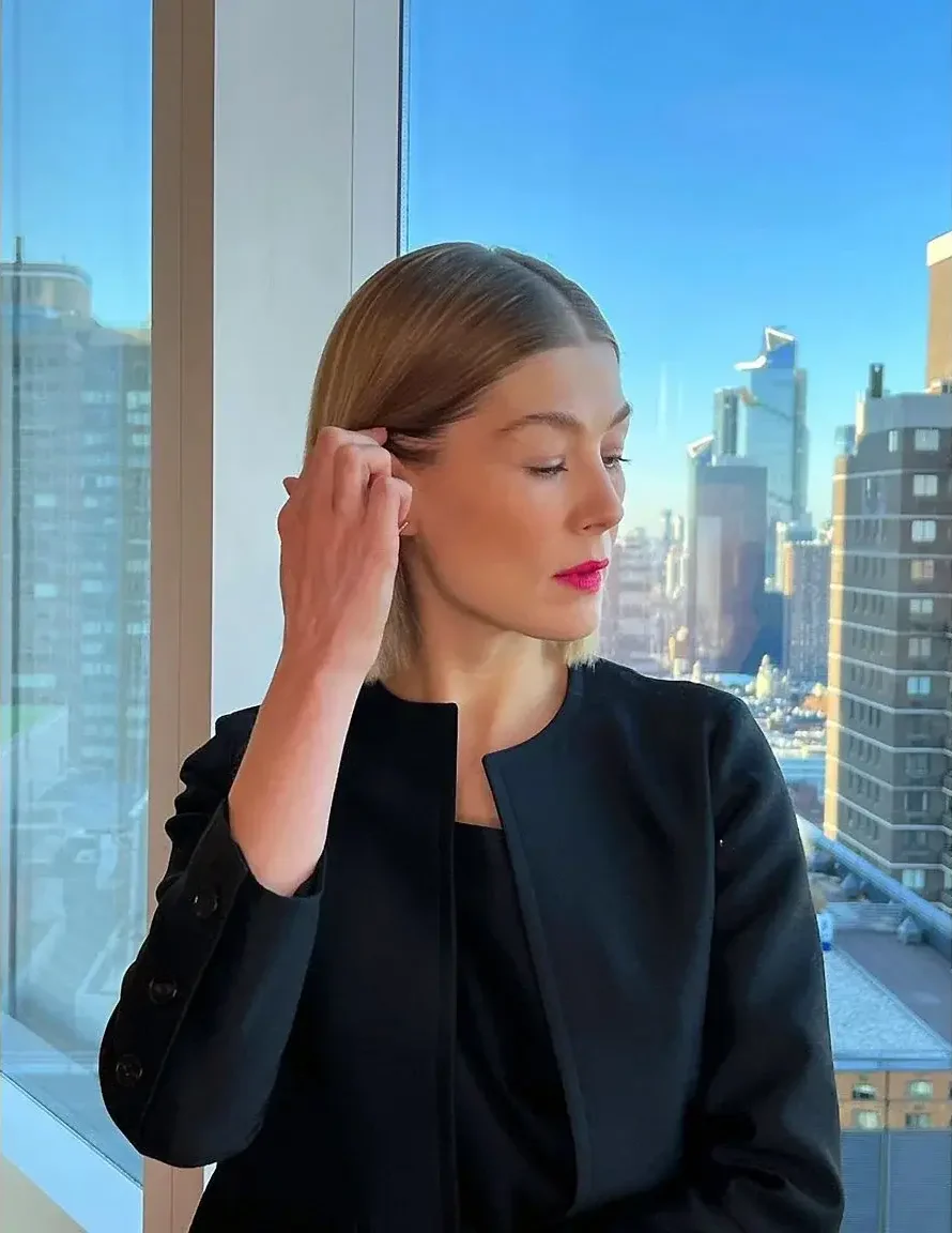 Rosamund Pike Rosamund Pike