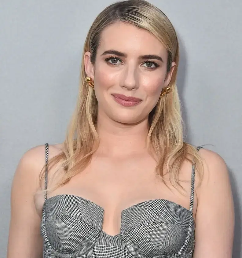 Emma Roberts Emma Roberts