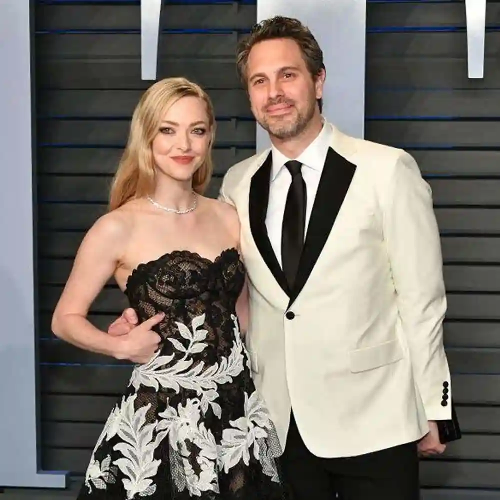 Amanda Seyfried Amanda Seyfried husband Thomas Sadoski 1