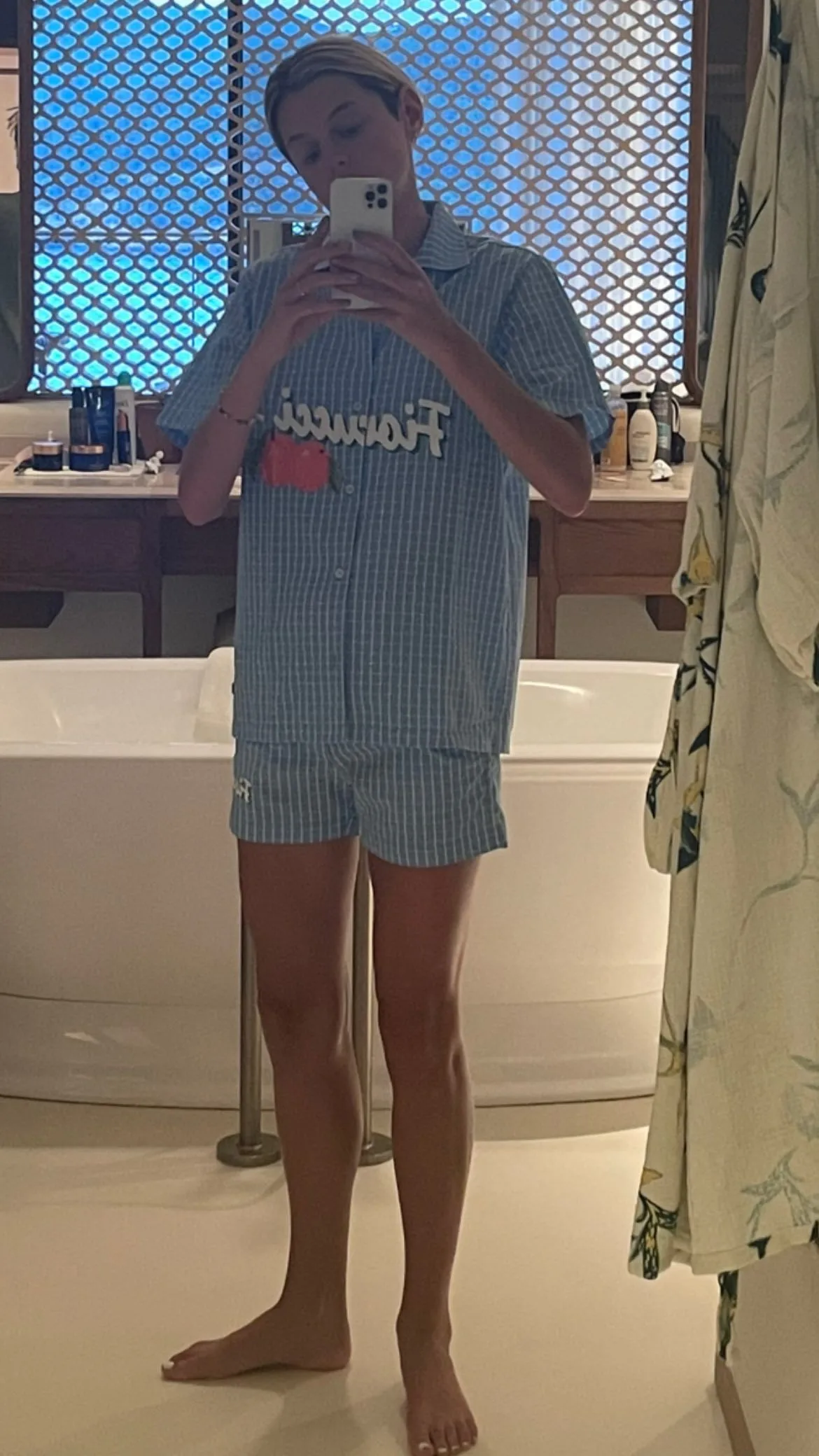 Emma Corrin Emma Corrin