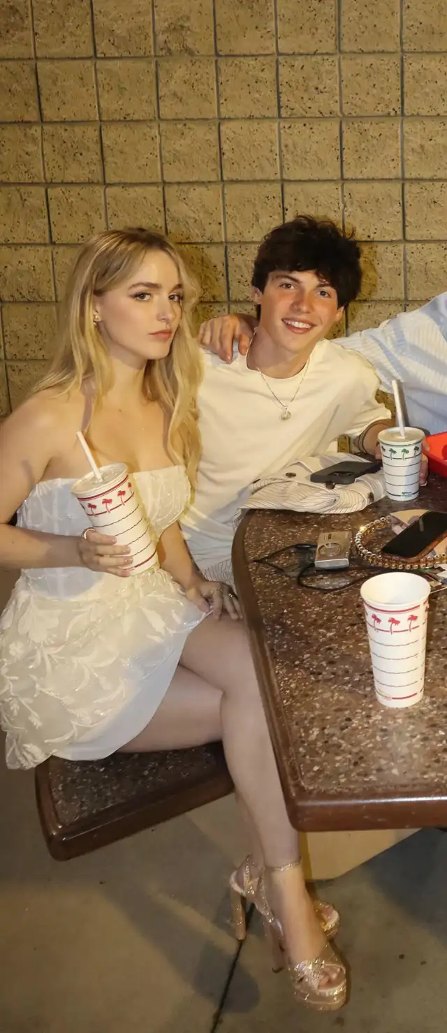 Mckenna Grace Mckenna Grace Feet (2)