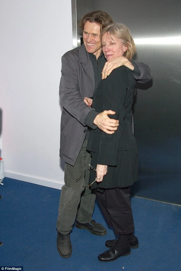 Willem Dafoe Willem Dafoe girlfriend Elizabeth LeCompte