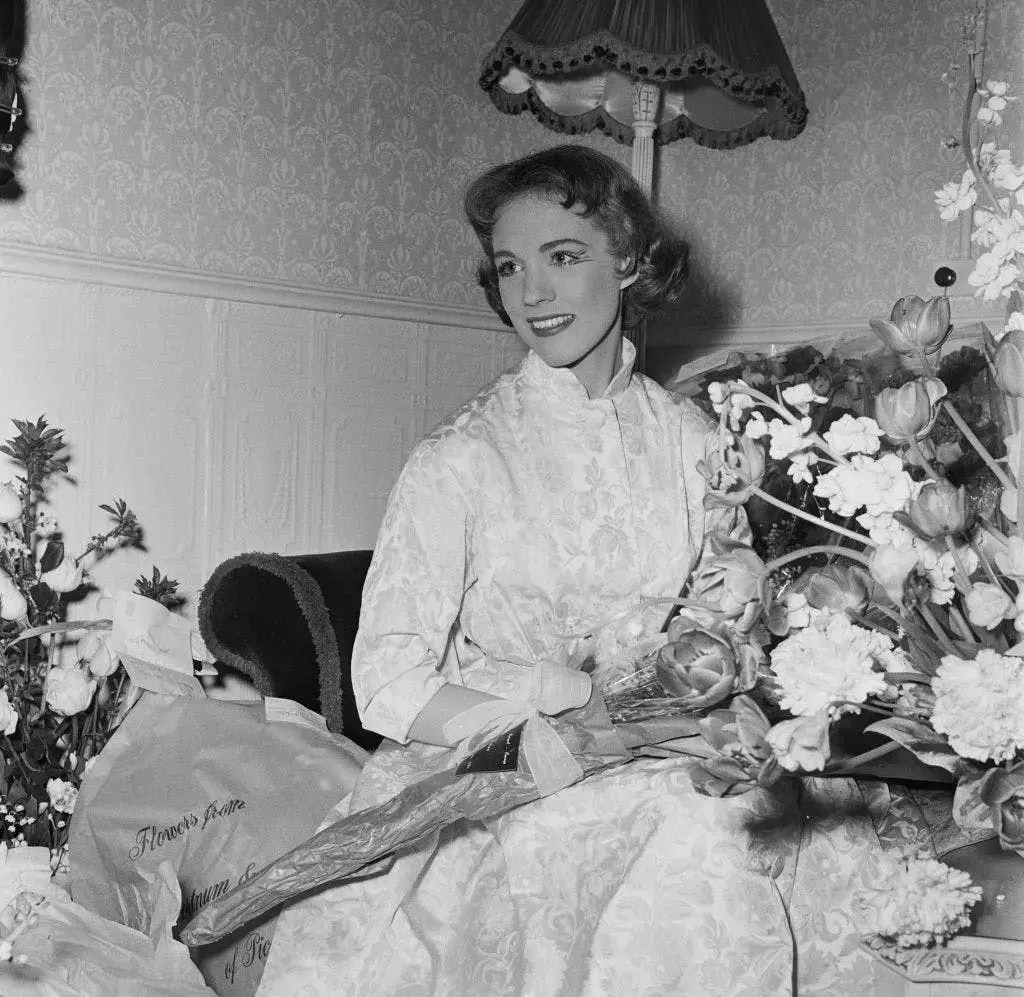 Julie Andrews Julie Andrews