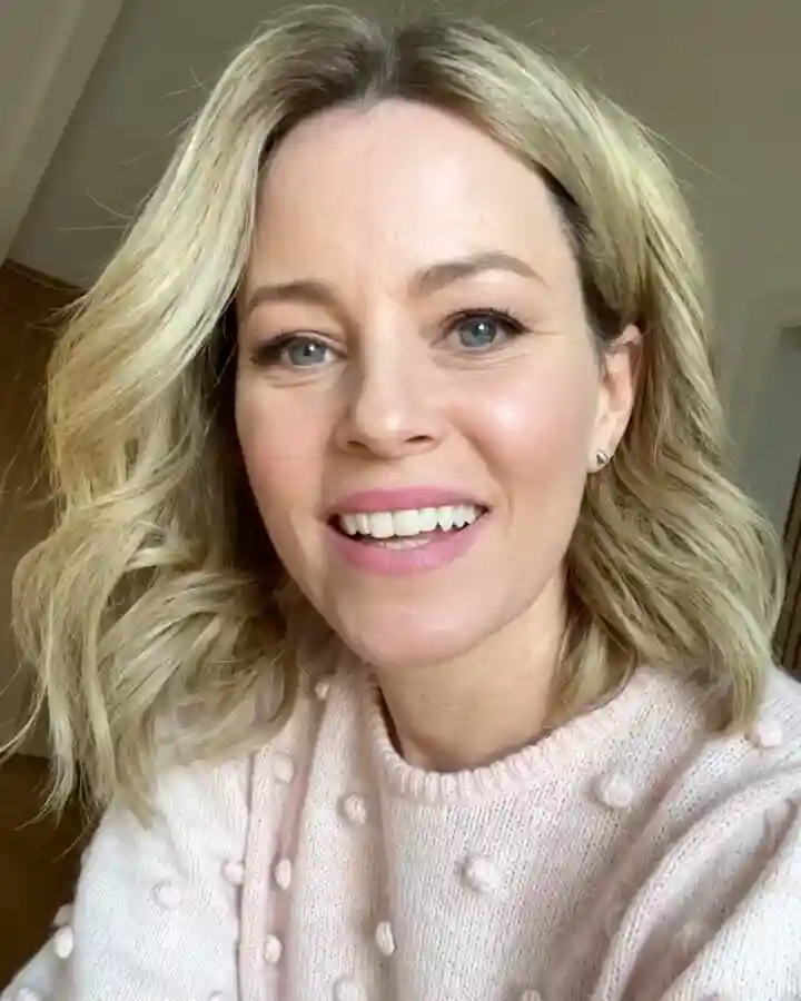 Elizabeth Banks Elizabeth Banks