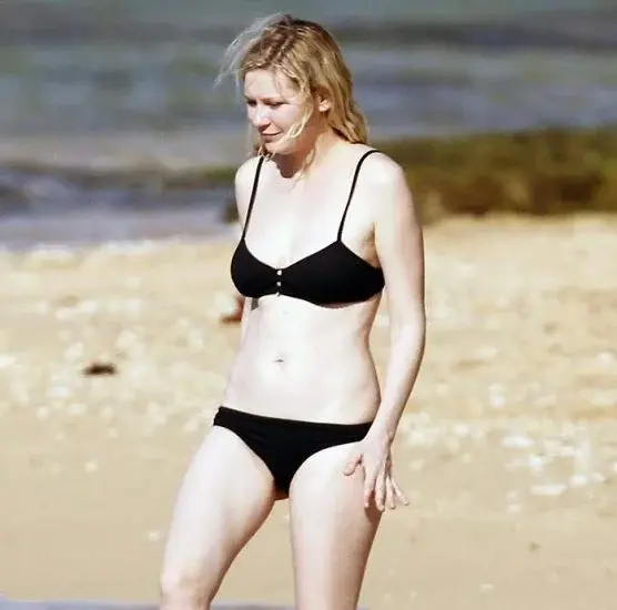 Kirsten Dunst Kirsten Dunst Bikini