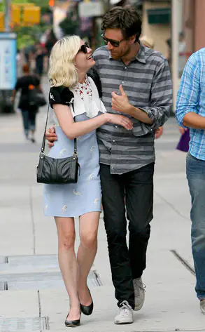 Kirsten Dunst Kirsten Dunst ex boyfriend musician Jason Boesel