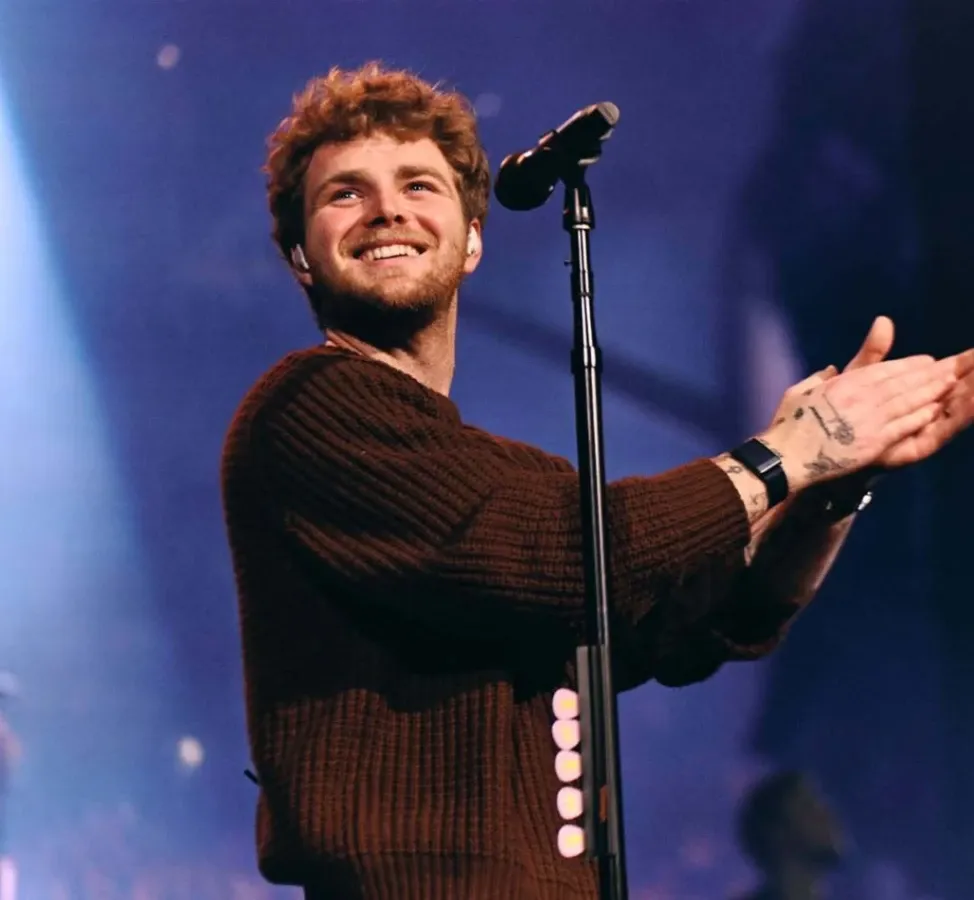 Alex Warren Alex Warren