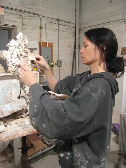 Lucy Liu Lucy Liu Sculpturing